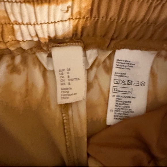 Gold Palazzo pants - Picture 9 of 10